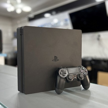 معرفی ps4 نسخه اسلیم.webp